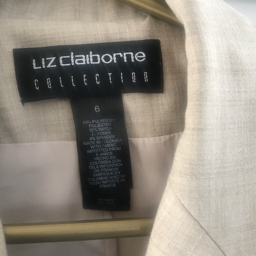 Blazer - Picture 3 of 3